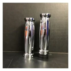 Accutronix Grips For Harley Fly-By-Wire Throttle Diamond / Chrome [Blemished - Very Good] -Motorcycle Accessories Store accutronix grips for harley fly by wire throttle diamond chrome blemished very good 3