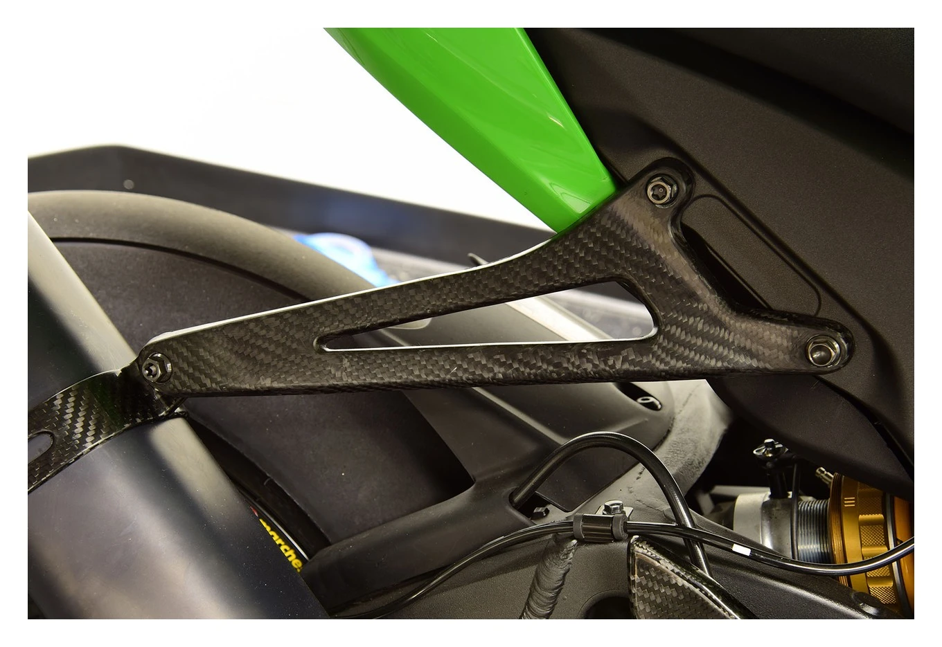 Graves Exhaust Hanger Bracket Kawasaki ZX-6R / ZX-10R 2009-2023 2 Graves Exhaust Hanger Bracket Kawasaki ZX-6R / ZX-10R 2009-2023 - Image 2